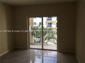 For Rent: $2,100 (2 beds, 2 baths, 809 Square Feet)