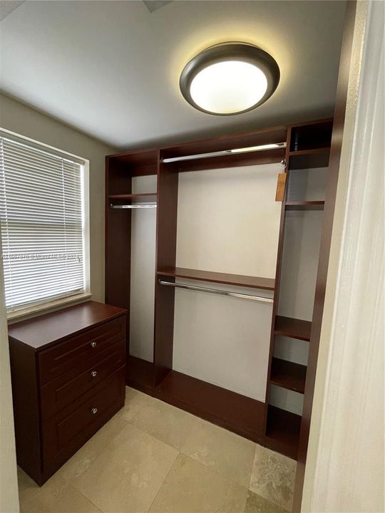 2nd Bedroom Walk-in closet