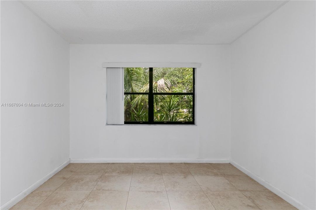 For Rent: $2,100 (2 beds, 2 baths, 1020 Square Feet)