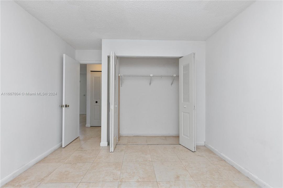 For Rent: $2,100 (2 beds, 2 baths, 1020 Square Feet)