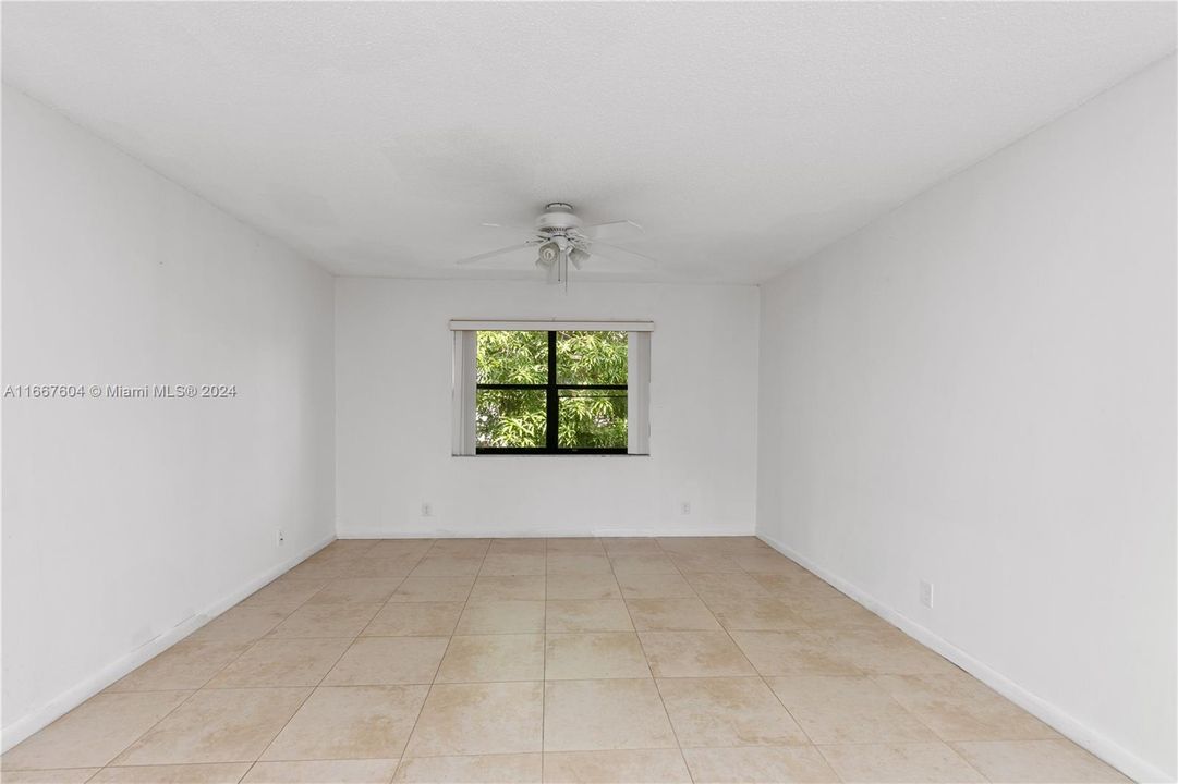 For Rent: $2,100 (2 beds, 2 baths, 1020 Square Feet)