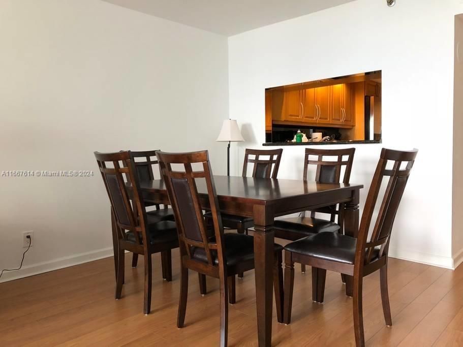 For Sale: $445,000 (1 beds, 1 baths, 1066 Square Feet)