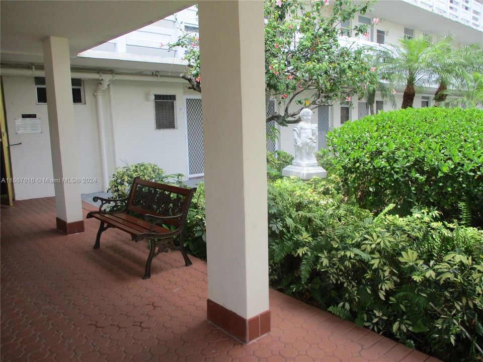 En Venta: $245,000 (1 camas, 1 baños, 768 Pies cuadrados)