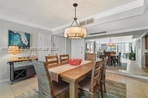 Active With Contract: $787,000 (2 beds, 2 baths, 1402 Square Feet)