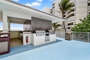 Activo con contrato: $787,000 (2 camas, 2 baños, 1402 Pies cuadrados)