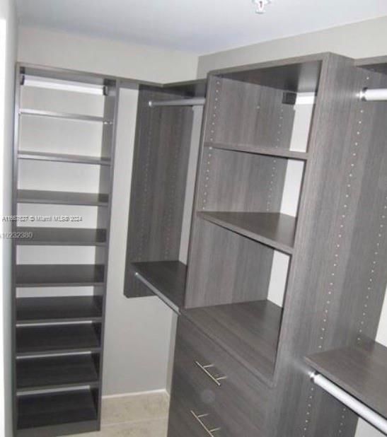 Walk-in Closet