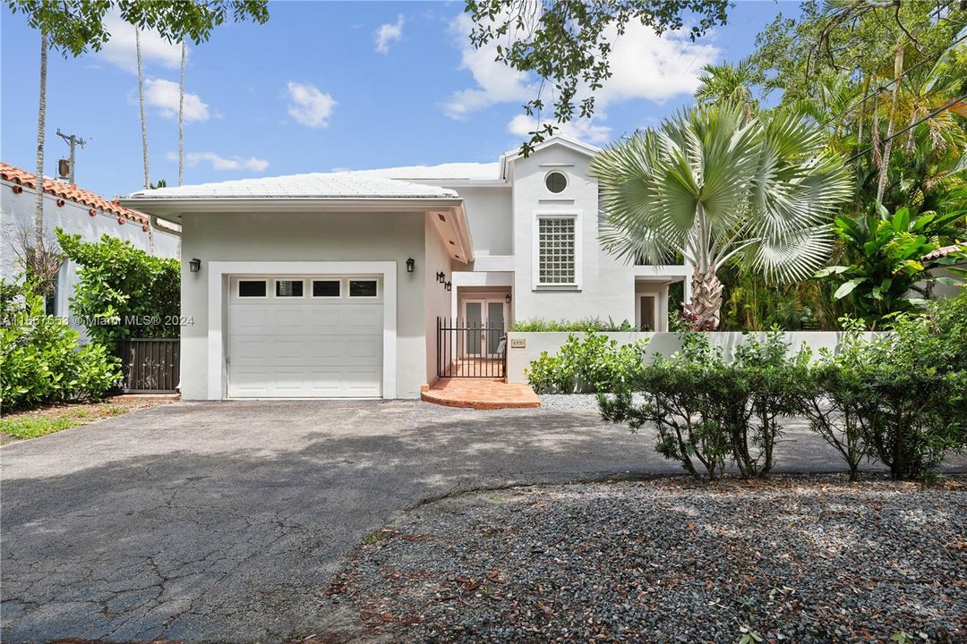 For Sale: $1,790,000 (3 beds, 2 baths, 2192 Square Feet)