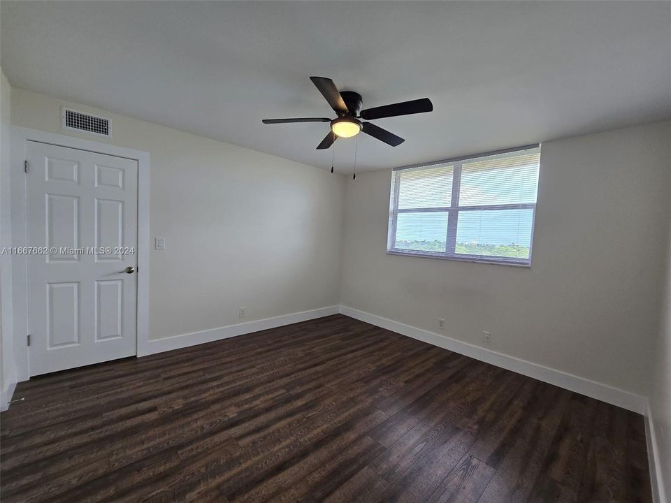 For Rent: $2,650 (2 beds, 2 baths, 1168 Square Feet)