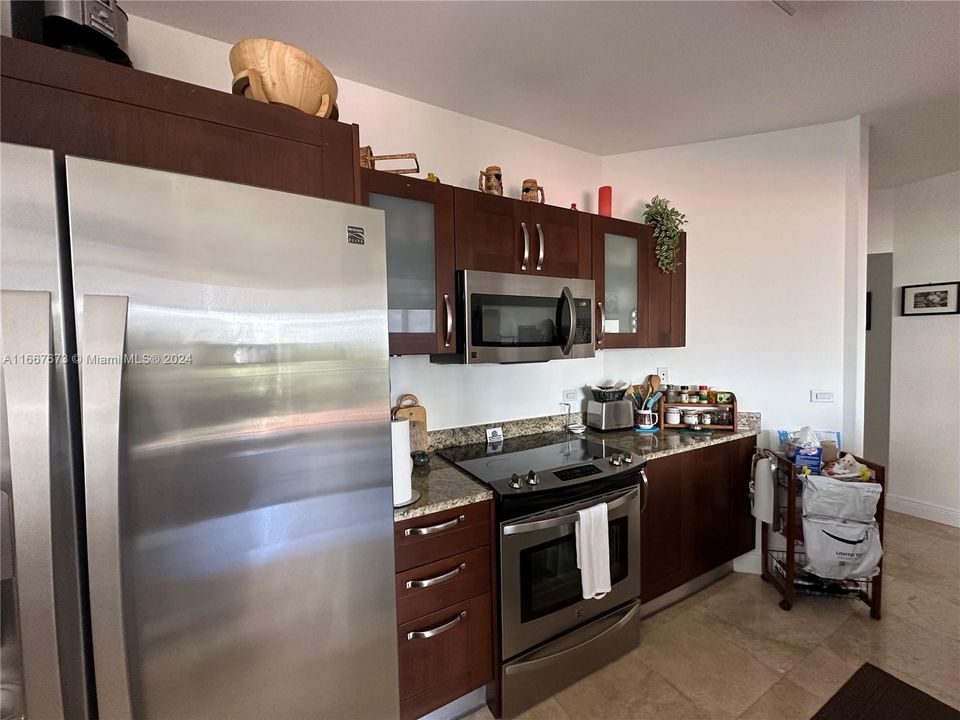 For Rent: $3,850 (2 beds, 2 baths, 1312 Square Feet)