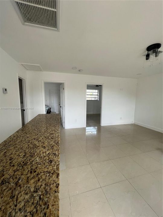 En Venta: $475,000 (0 camas, 0 baños, 1316 Pies cuadrados)