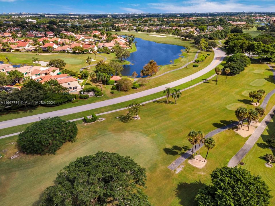 For Sale: $789,900 (3 beds, 3 baths, 2614 Square Feet)