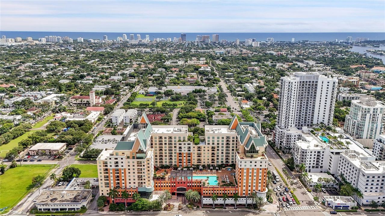 For Sale: $539,000 (2 beds, 2 baths, 1269 Square Feet)