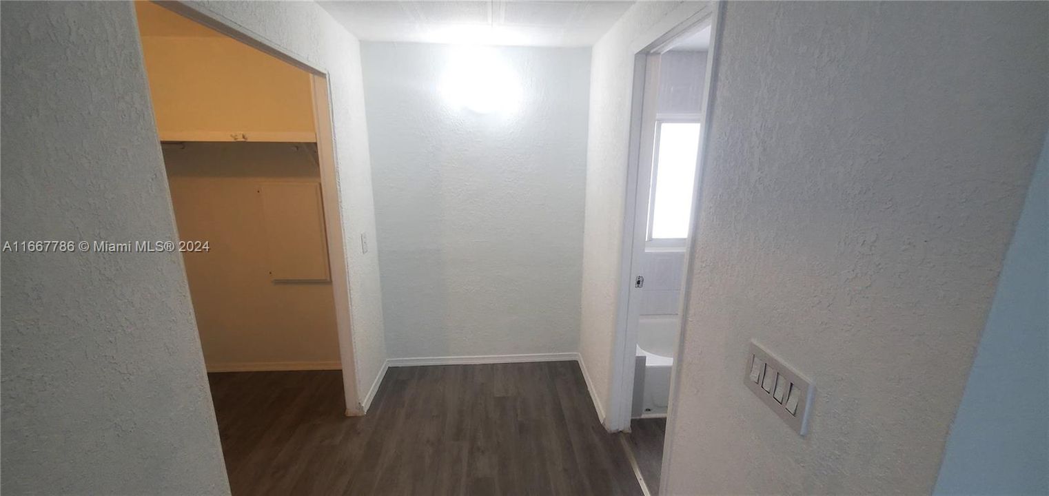 En Venta: $360,000 (3 camas, 2 baños, 1638 Pies cuadrados)