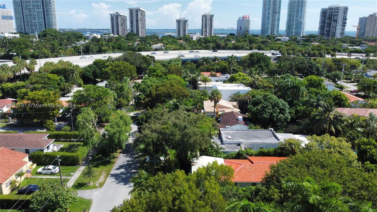 For Sale: $1,500,000 (4 beds, 3 baths, 1298 Square Feet)