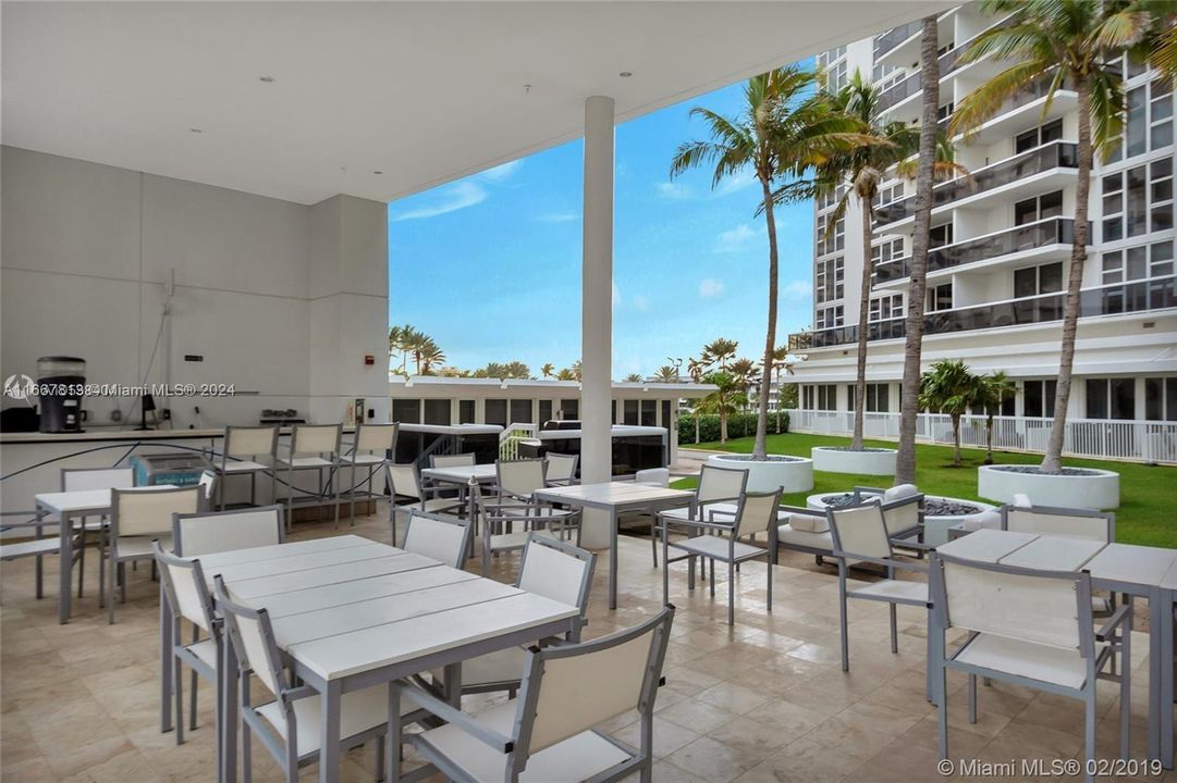 Active With Contract: $7,500 (2 beds, 2 baths, 1056 Square Feet)