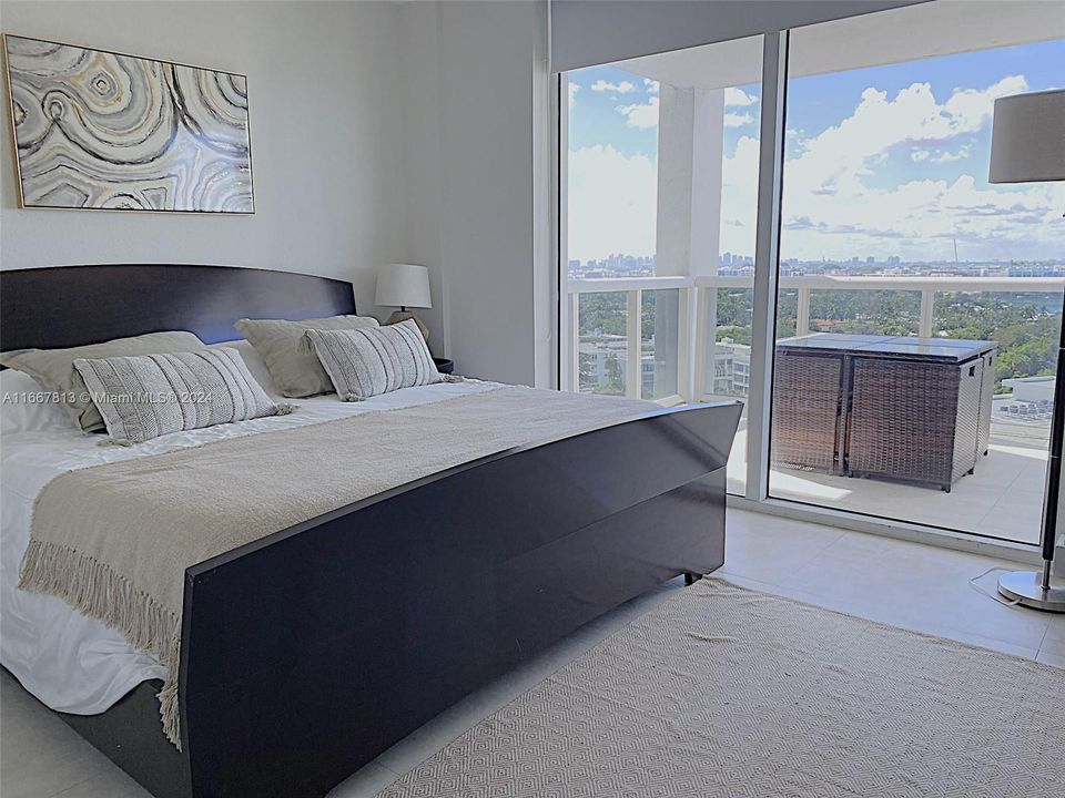 Active With Contract: $7,500 (2 beds, 2 baths, 1056 Square Feet)