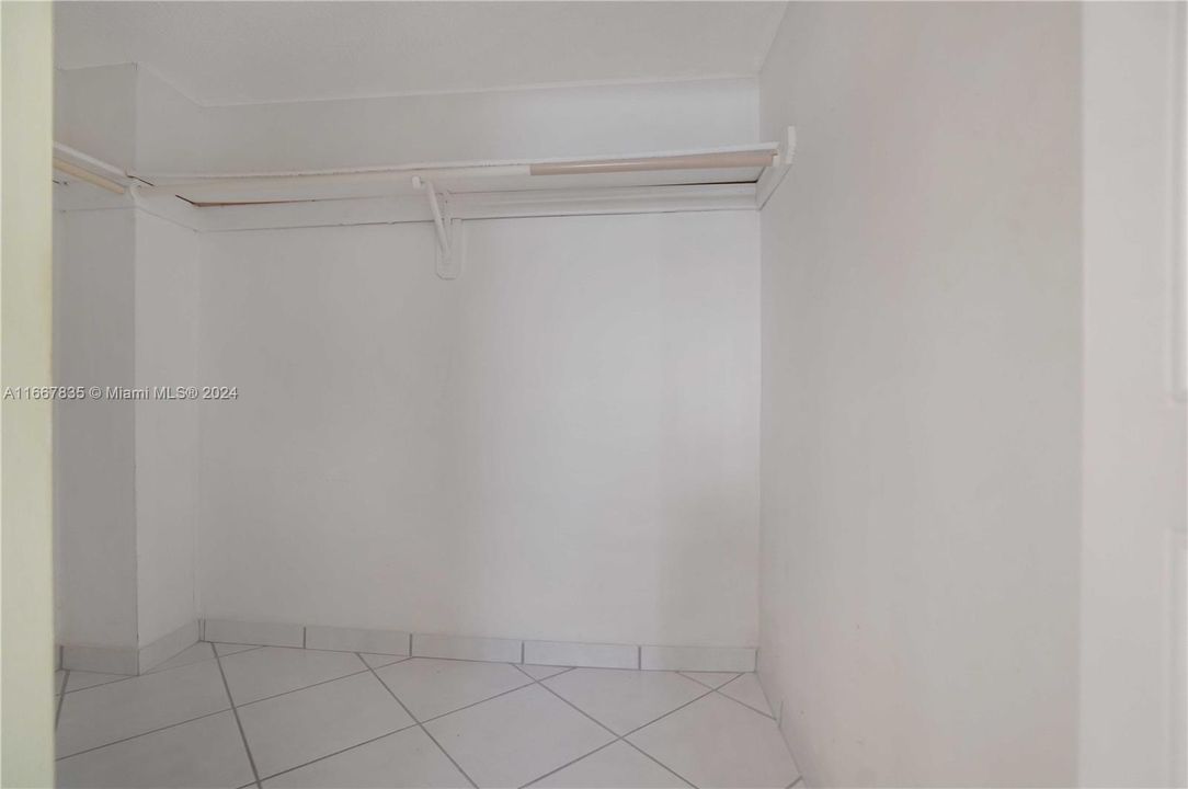 En Venta: $419,000 (2 camas, 2 baños, 1102 Pies cuadrados)