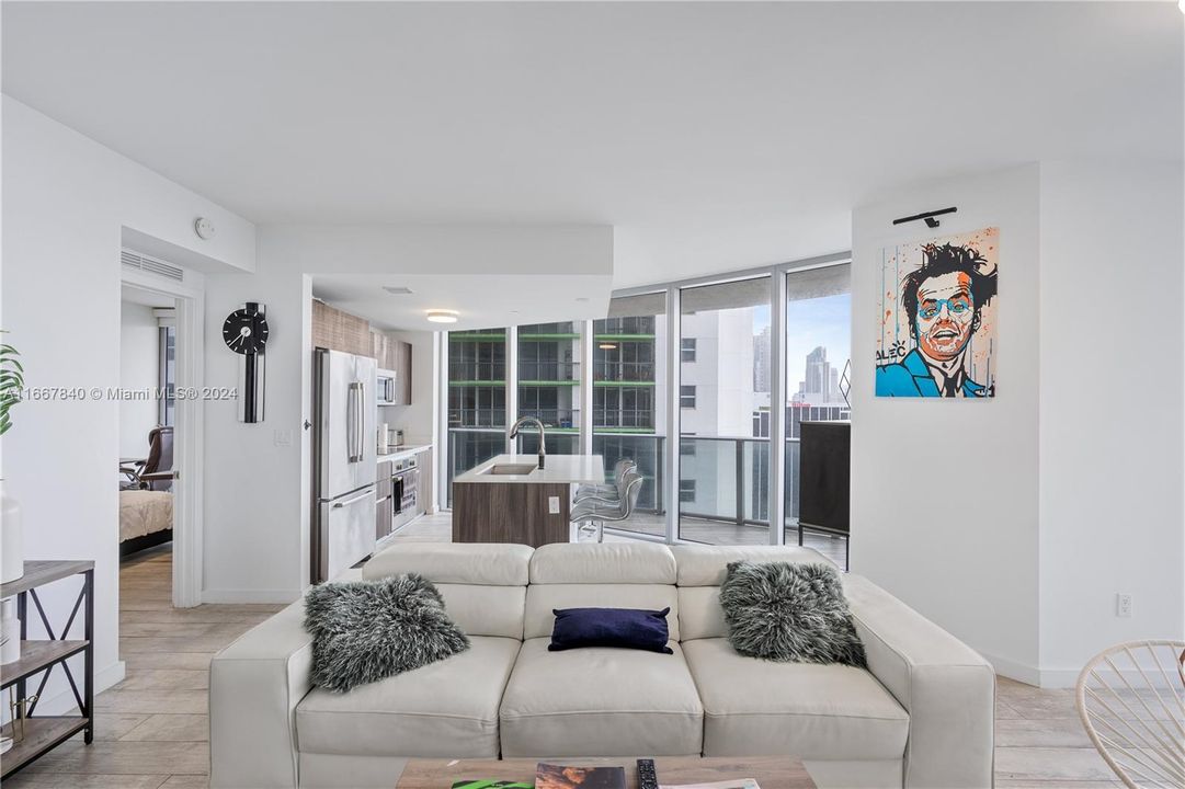 For Sale: $791,533 (2 beds, 2 baths, 1171 Square Feet)