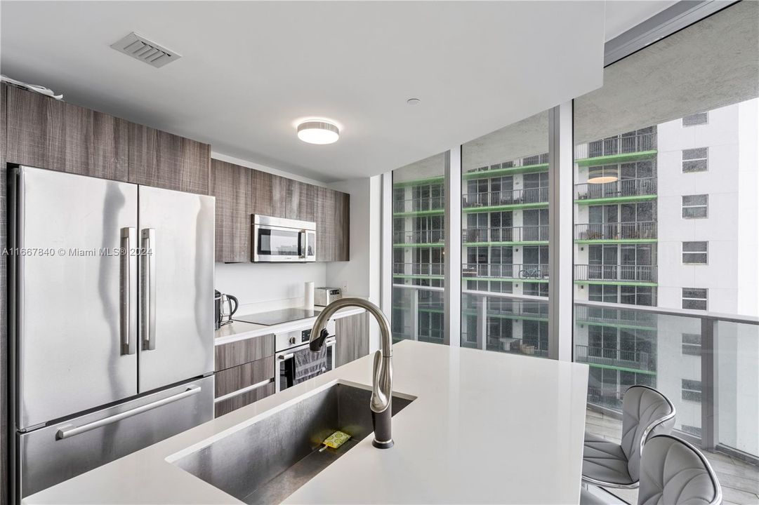 For Sale: $791,533 (2 beds, 2 baths, 1171 Square Feet)