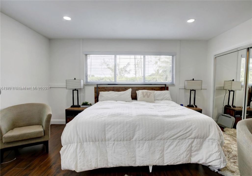 For Sale: $1,190,000 (4 beds, 2 baths, 3423 Square Feet)