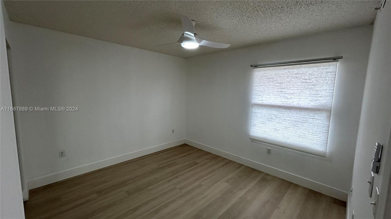 For Rent: $2,000 (2 beds, 1 baths, 1032 Square Feet)