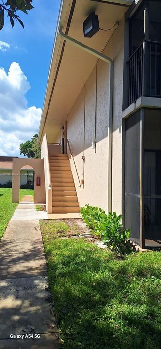 For Sale: $200,000 (1 beds, 1 baths, 650 Square Feet)