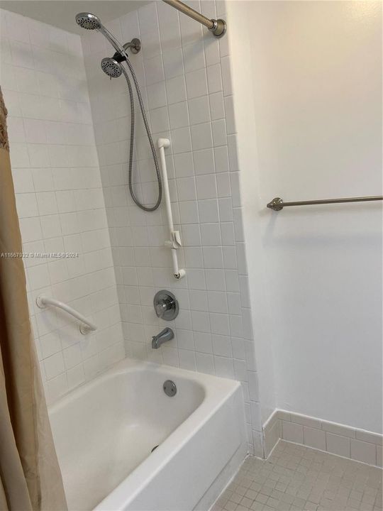 For Rent: $1,650 (1 beds, 1 baths, 602 Square Feet)