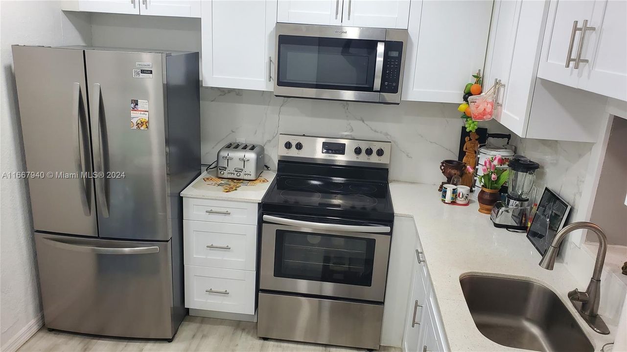 En Venta: $180,000 (1 camas, 1 baños, 860 Pies cuadrados)