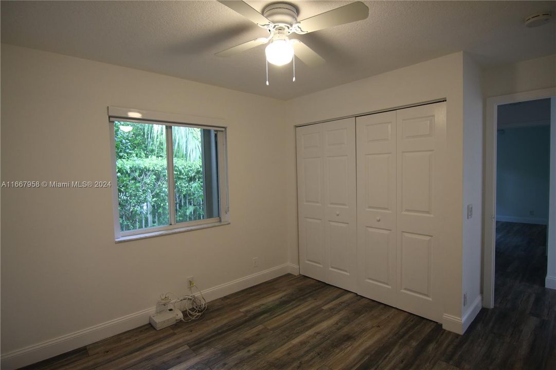 Active With Contract: $4,200 (3 beds, 2 baths, 1353 Square Feet)