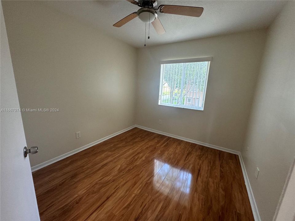 For Rent: $2,750 (3 beds, 2 baths, 1270 Square Feet)