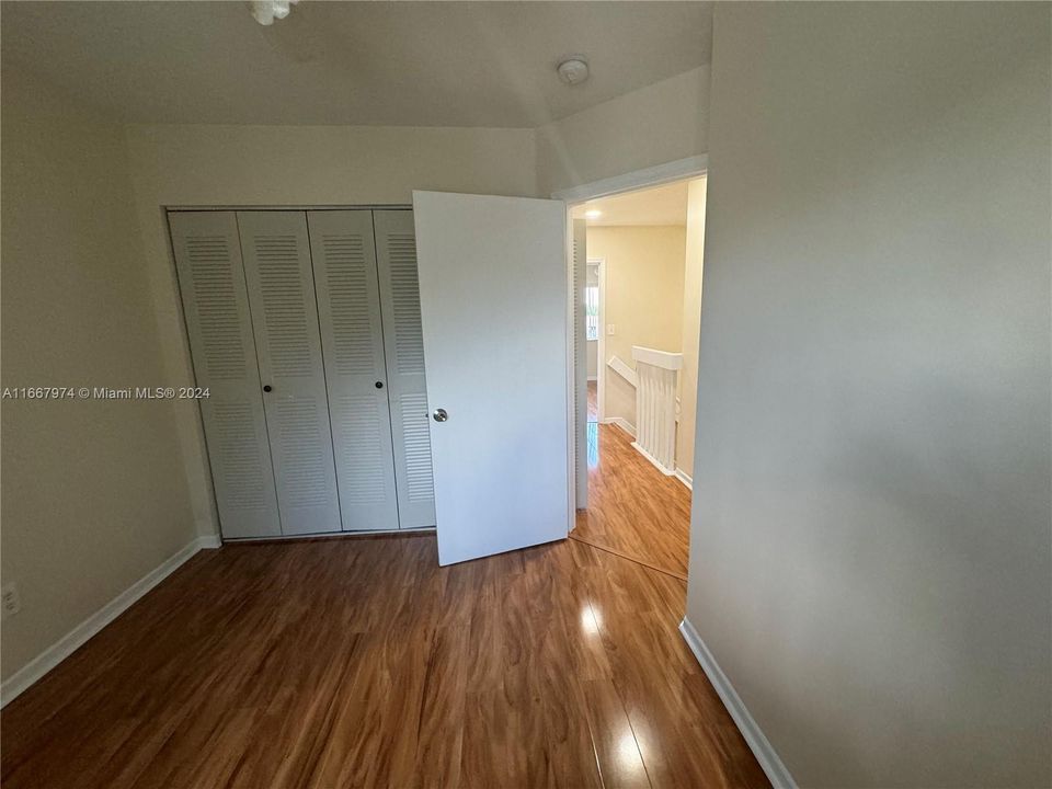 For Rent: $2,750 (3 beds, 2 baths, 1270 Square Feet)