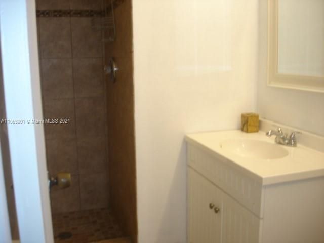 For Sale: $155,000 (2 beds, 2 baths, 850 Square Feet)