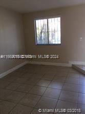 For Sale: $345,000 (2 beds, 1 baths, 828 Square Feet)