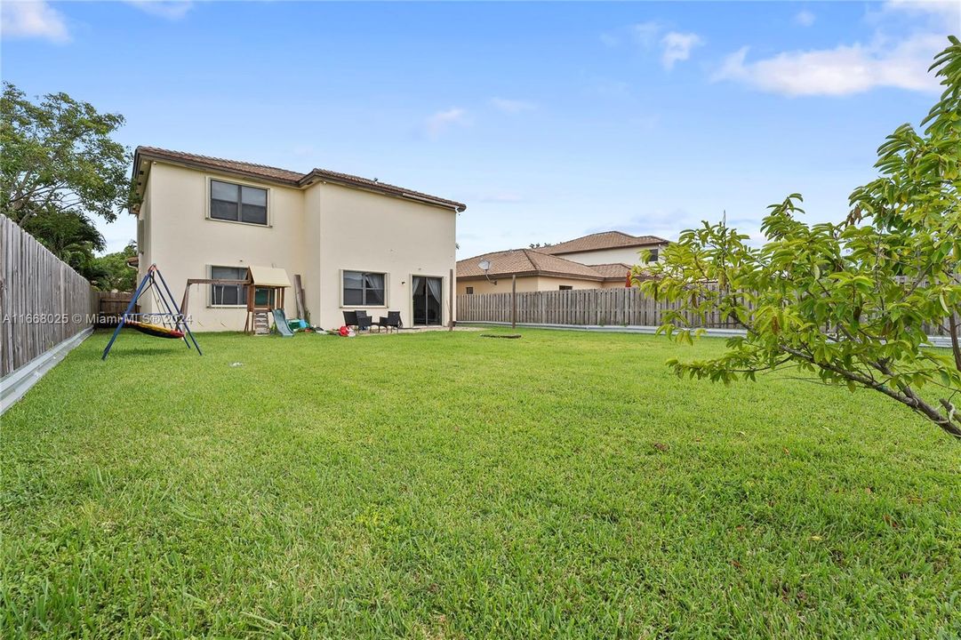 For Sale: $660,000 (4 beds, 2 baths, 2437 Square Feet)