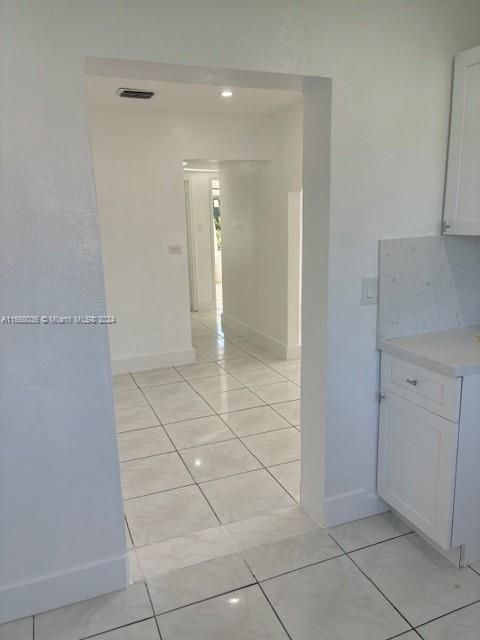 For Sale: $470,000 (3 beds, 1 baths, 1156 Square Feet)