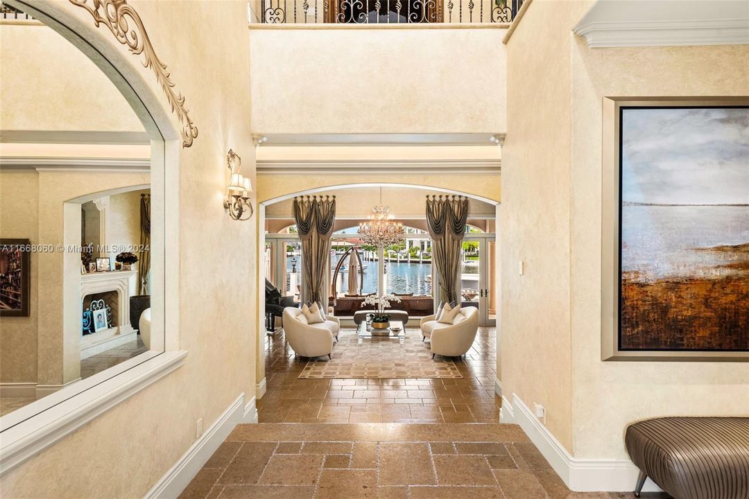 For Sale: $7,950,000 (7 beds, 7 baths, 6602 Square Feet)