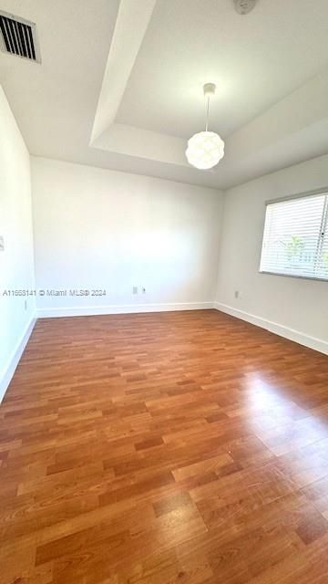 Active With Contract: $3,600 (3 beds, 2 baths, 1676 Square Feet)