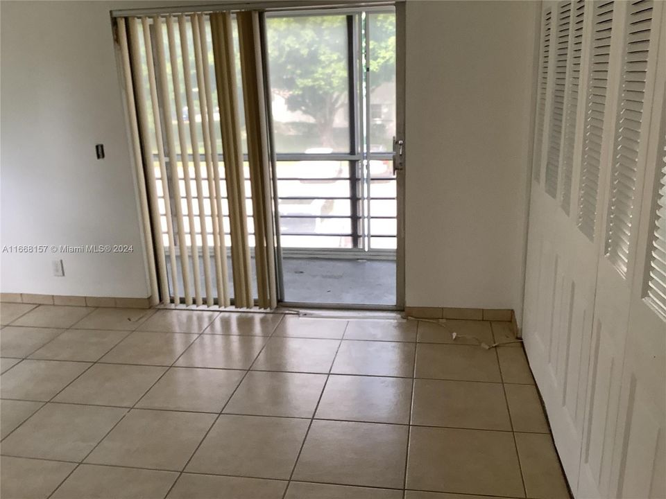 En Venta: $105,000 (1 camas, 1 baños, 702 Pies cuadrados)