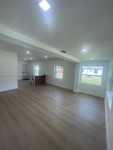 For Sale: $479,900 (2 beds, 2 baths, 960 Square Feet)