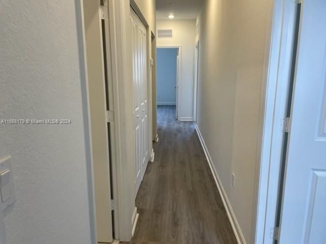 For Rent: $4,000 (4 beds, 2 baths, 1828 Square Feet)