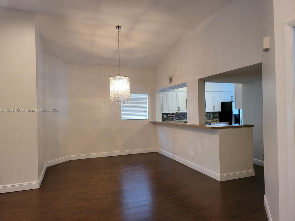 For Rent: $3,300 (3 beds, 2 baths, 1449 Square Feet)