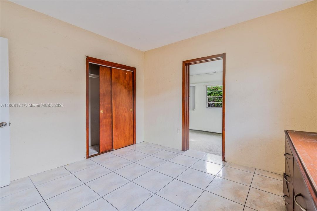 En Venta: $315,000 (2 camas, 1 baños, 763 Pies cuadrados)