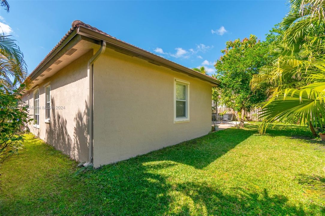 For Sale: $839,000 (4 beds, 2 baths, 2249 Square Feet)