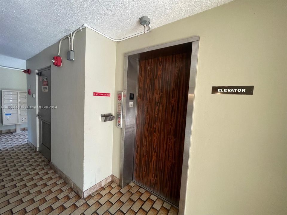 En Venta: $135,000 (2 camas, 2 baños, 960 Pies cuadrados)