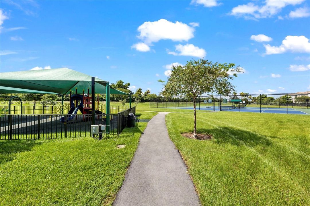 For Sale: $739,000 (3 beds, 2 baths, 1965 Square Feet)