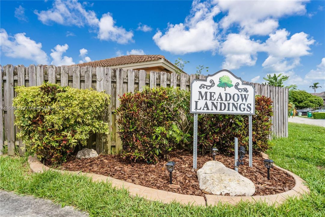 For Sale: $699,000 (3 beds, 2 baths, 1146 Square Feet)