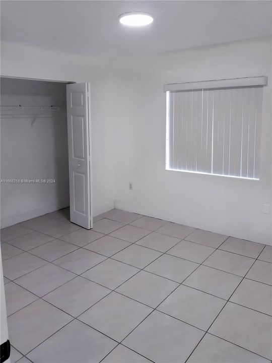 For Rent: $2,000 (2 beds, 1 baths, 1402 Square Feet)