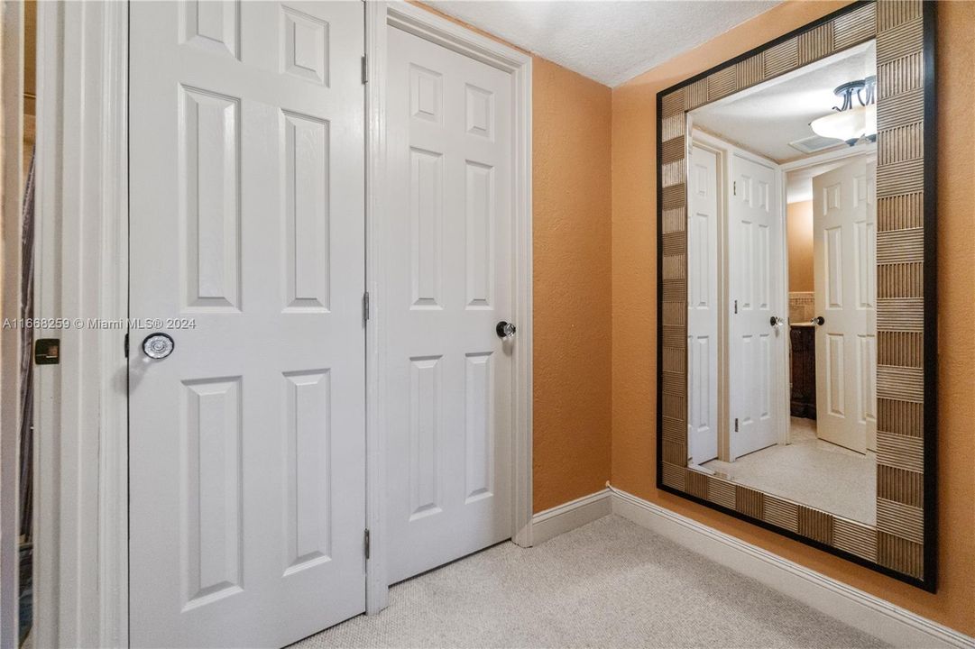 Recientemente alquilado: $3,200 (2 camas, 2 baños, 1030 Pies cuadrados)