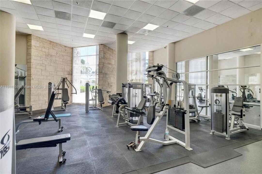 Recientemente alquilado: $3,200 (2 camas, 2 baños, 1030 Pies cuadrados)