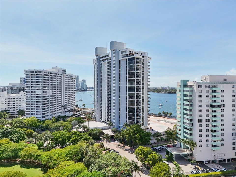 For Sale: $1,459,000 (3 beds, 2 baths, 1477 Square Feet)